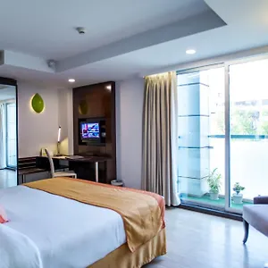 Otel Platinum