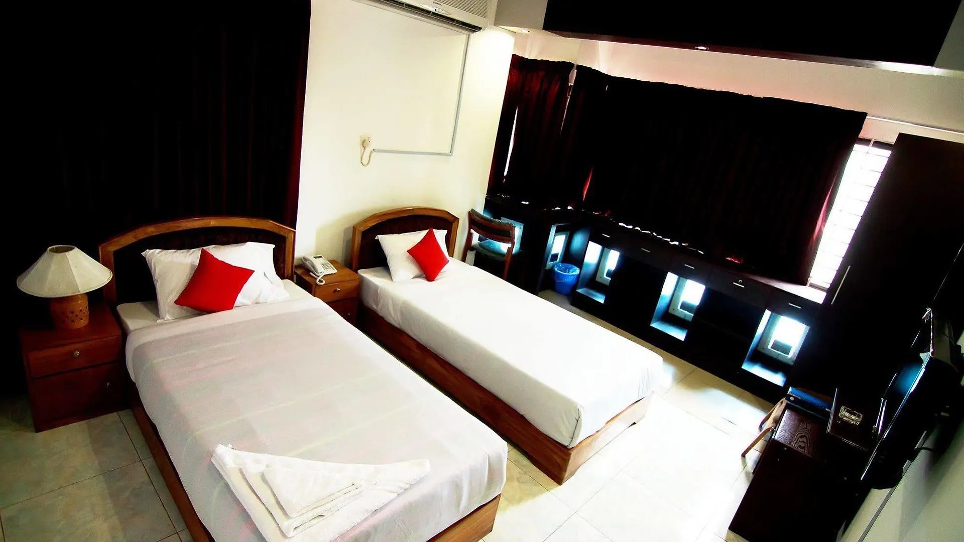 Hotel Tropical Daisy Dháka Bangladéš